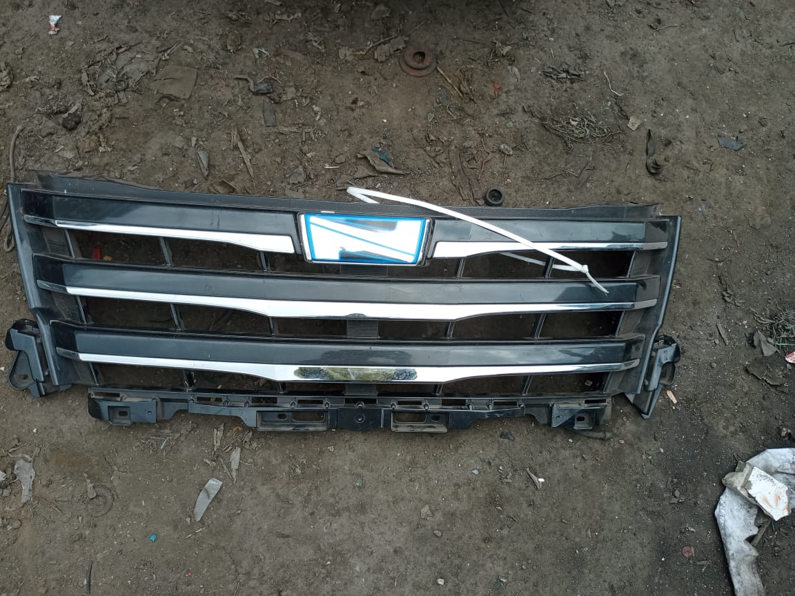 Noah 2015-2017 Front Grill