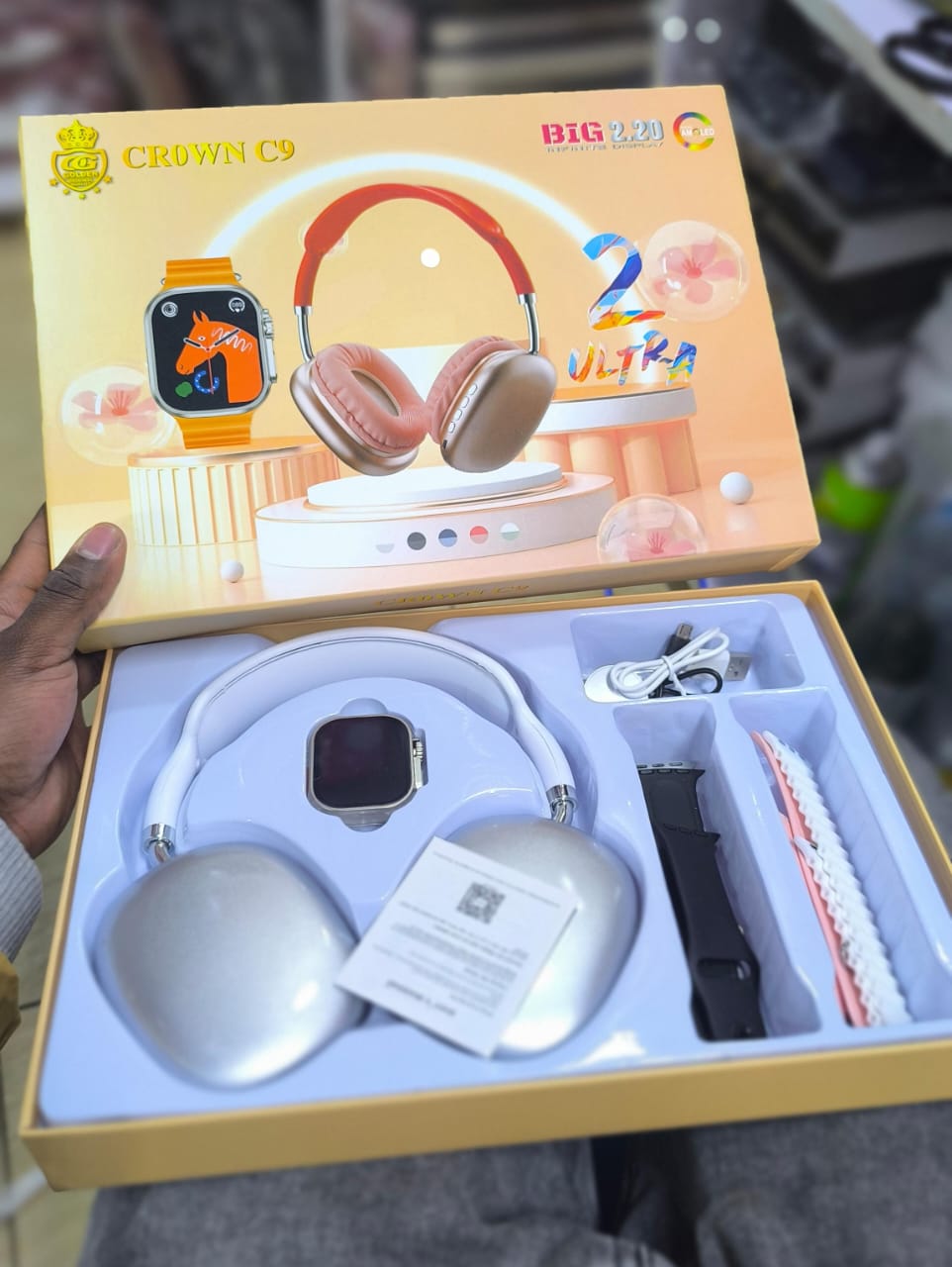 Ultra 2 smartwatch & headphone set