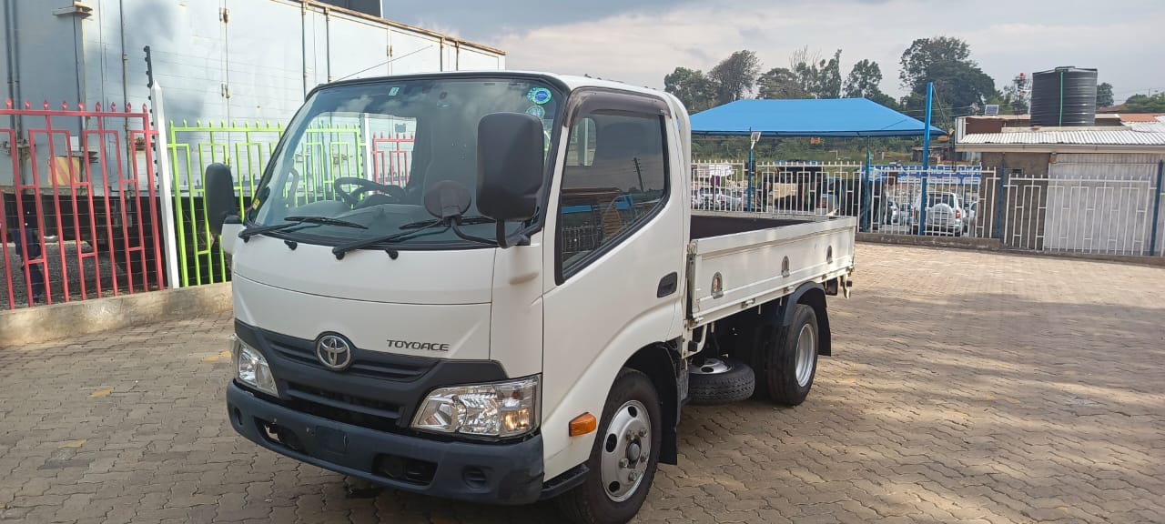 Toyota ace medium truck