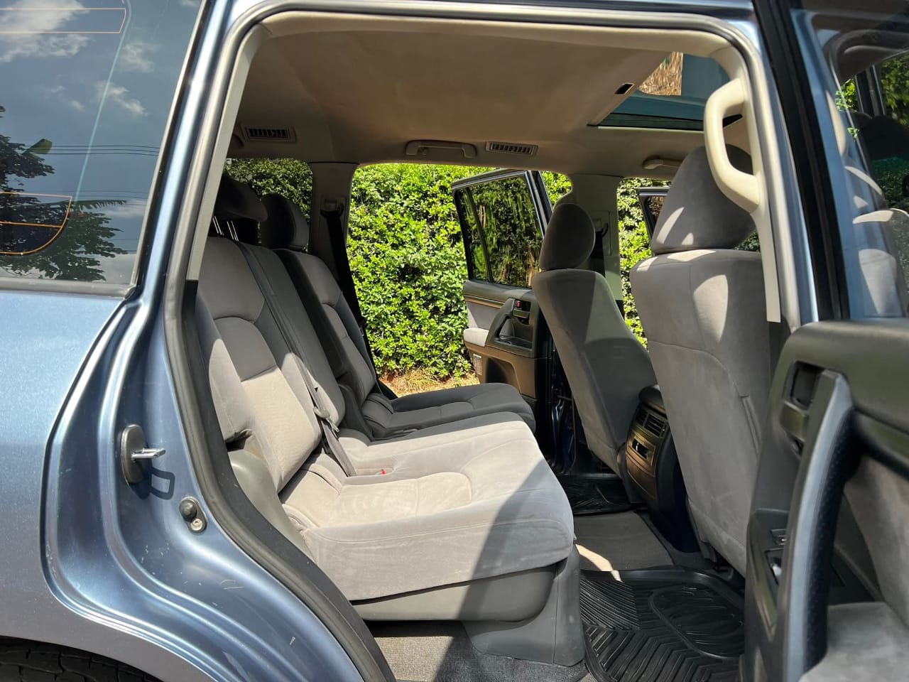 Toyota Landcruiser V8 (2010) – 4700cc Petrol | KSh 4M Negotiable