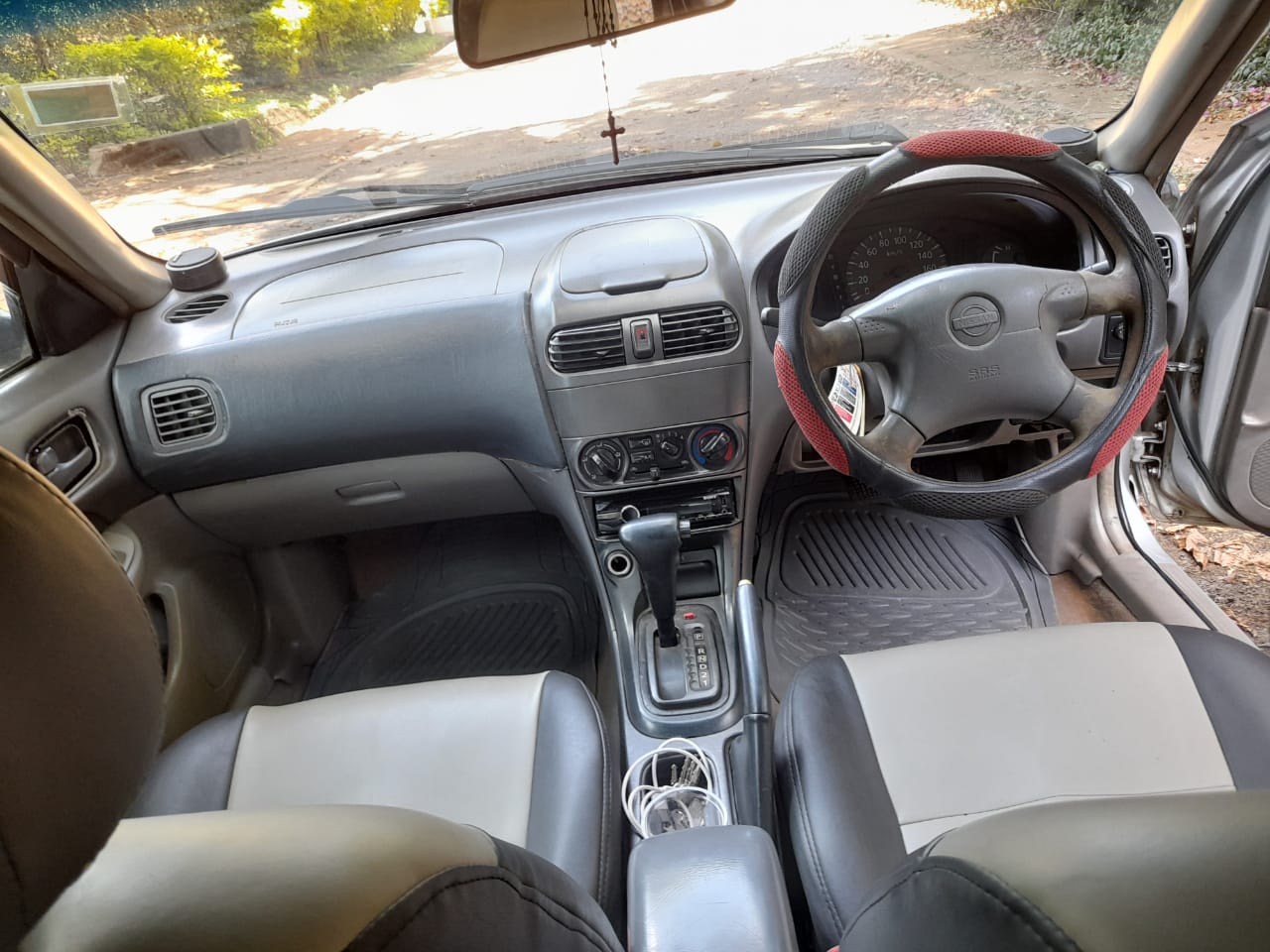Nissan B15