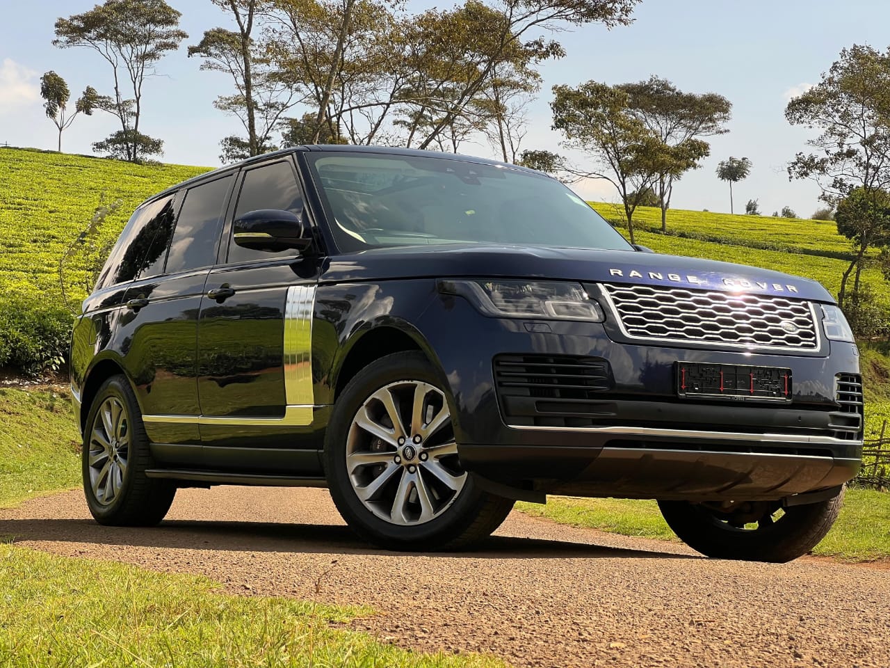 💥 Range Rover Vogue 2018 – Fully Loaded, Low Mileage 💥