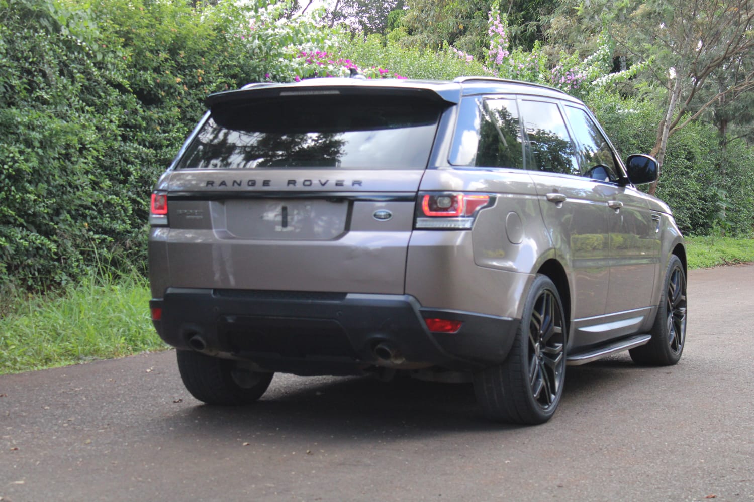 2016 Range Rover Sport – 7 Seater, Fully Loaded 🔥