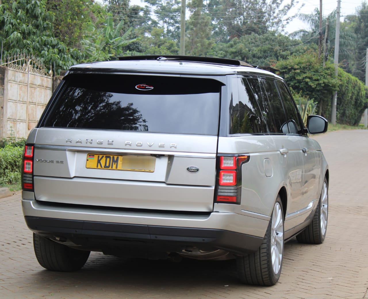 💥 2015 Range Rover Vogue SE – Luxury, Fully Loaded, CBD Nairobi 💥