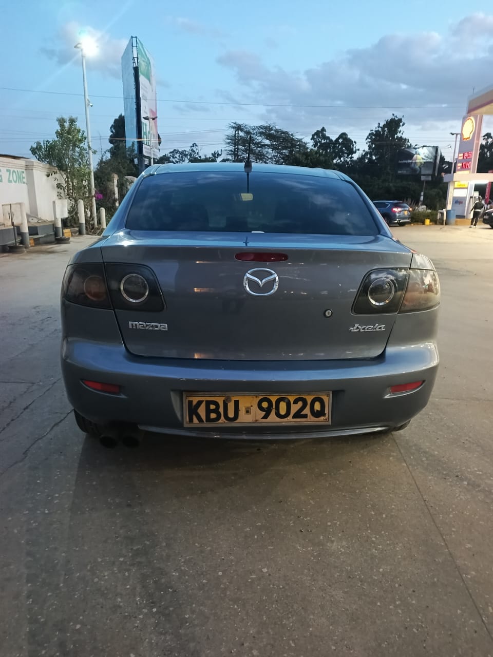 💥Mazda Axela 1500CC💥 Safi, Low Mileage – KES 420,000