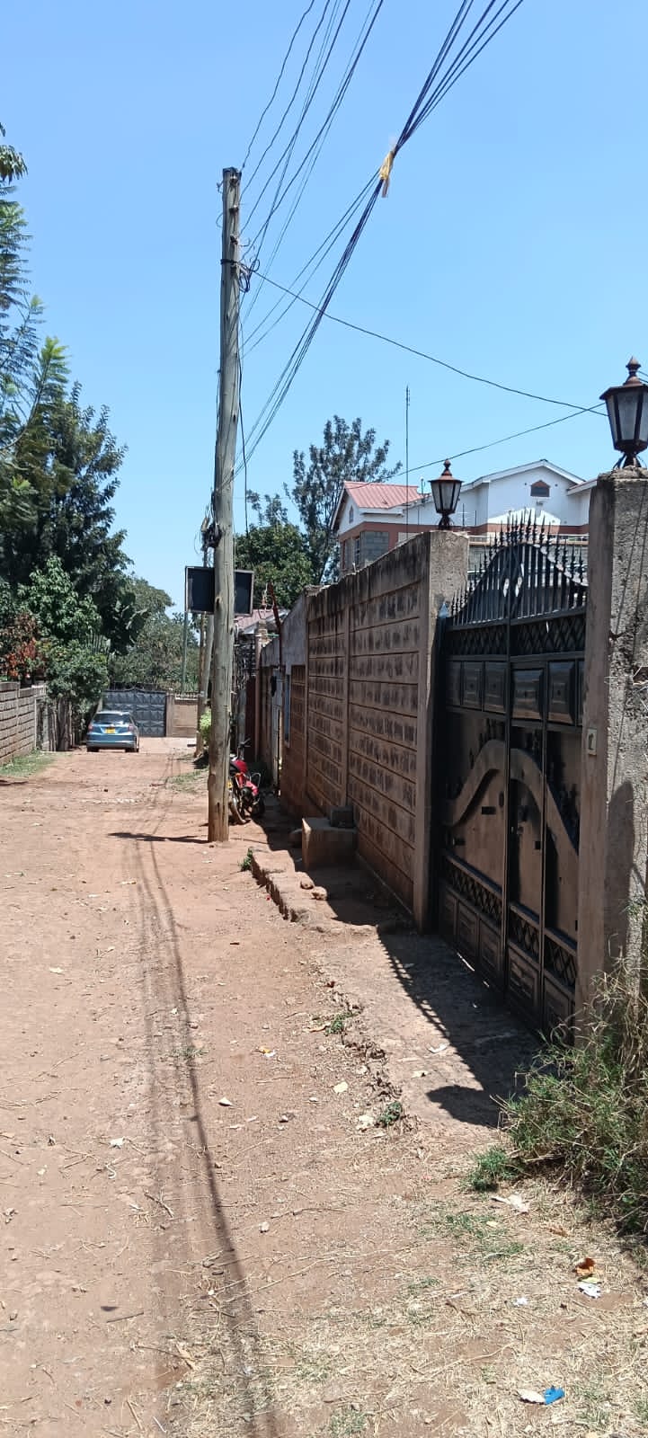 3 bedroom bungalow in Ruiru 80*40