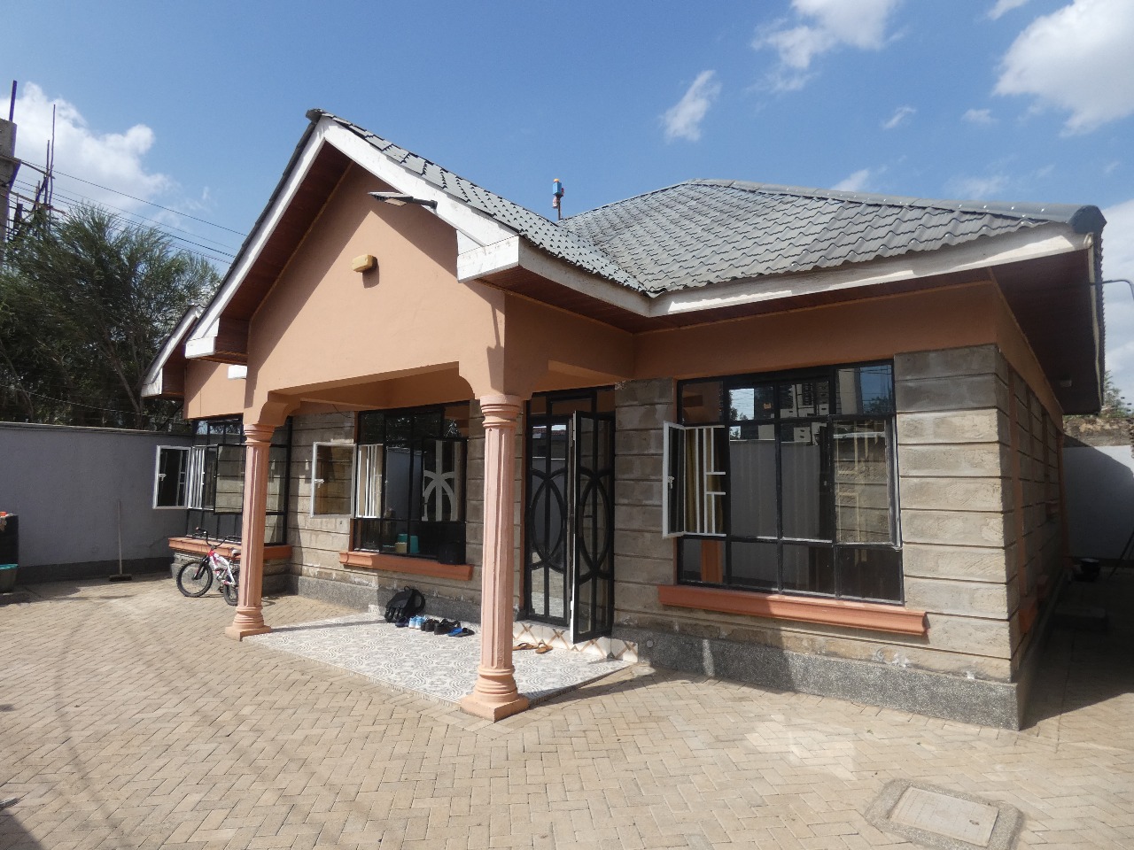 3 bedroom bungalow in Ruiru matangi