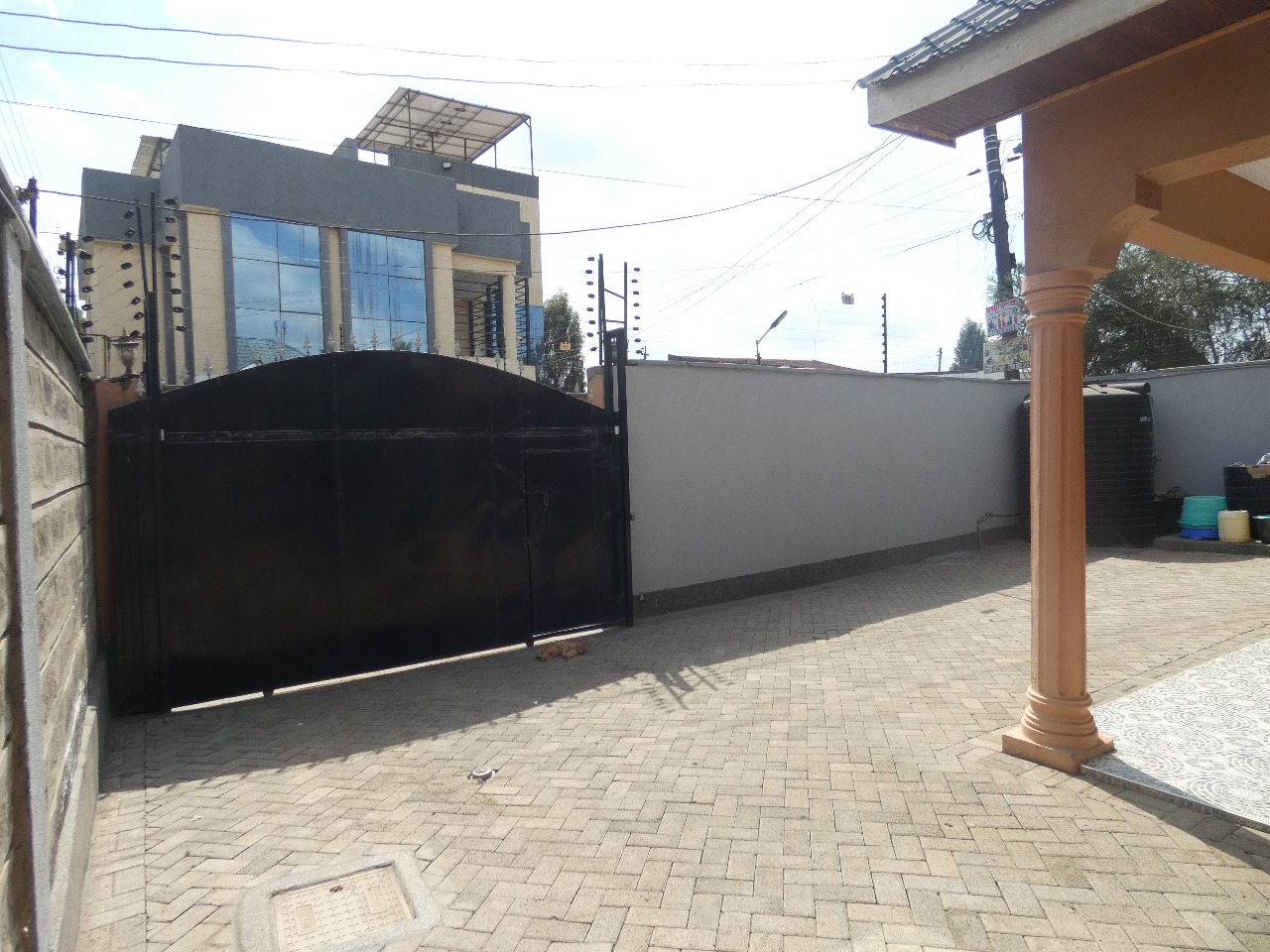 3 bedroom bungalow in Ruiru matangi