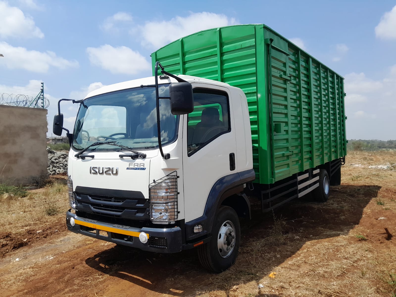 Isuzu FRR 2024