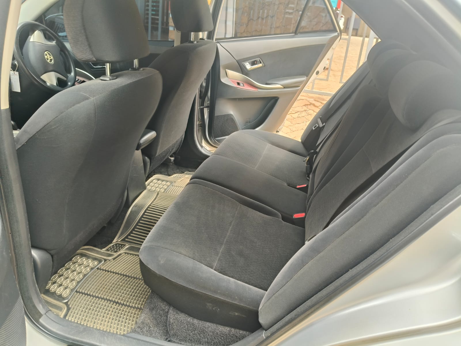 2012 Toyota allion model