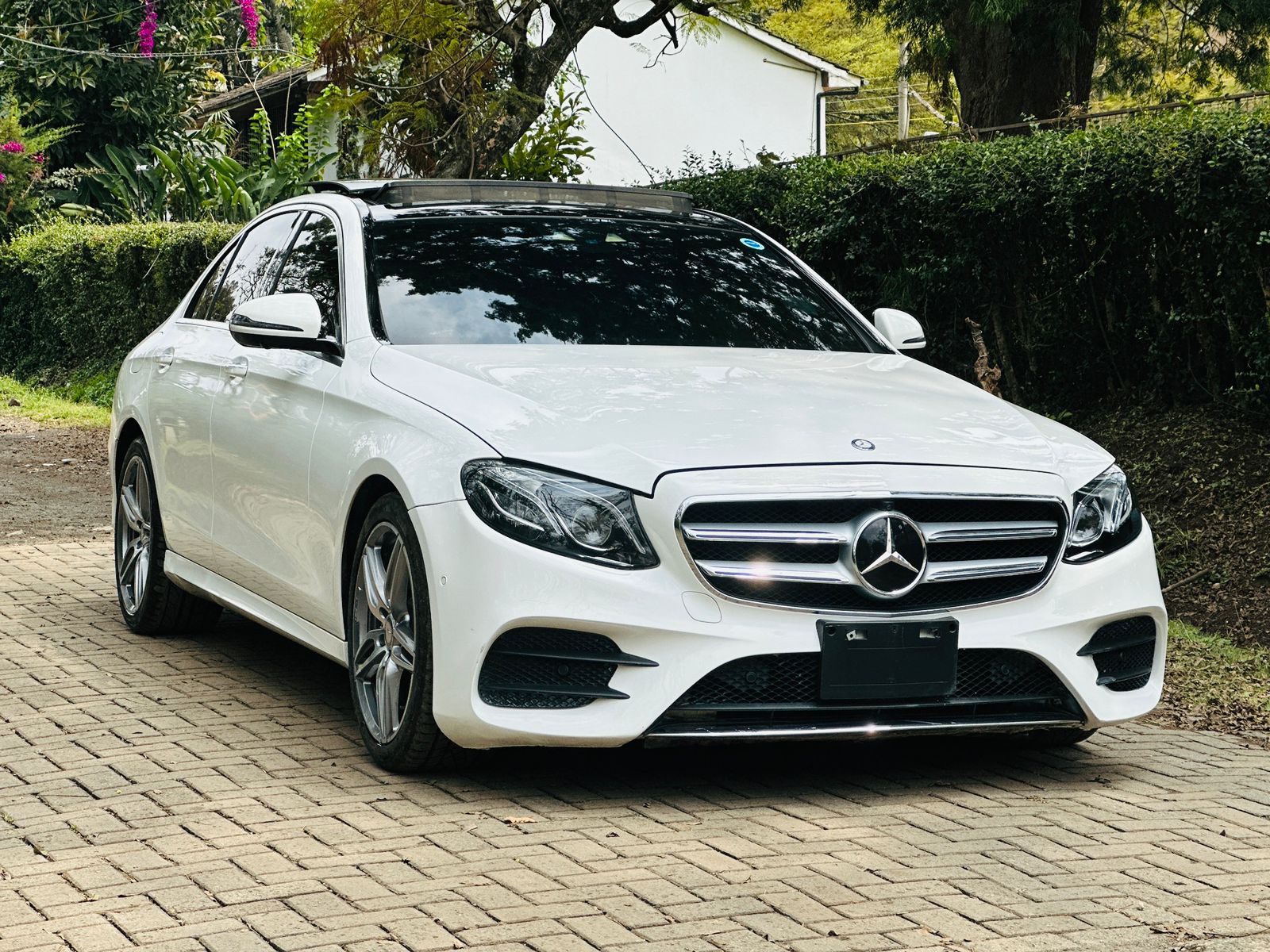 Mercedes-Benz E250 – 2017 | 2000cc | Full Spec | Panoramic Sunroof | KES 4.5M