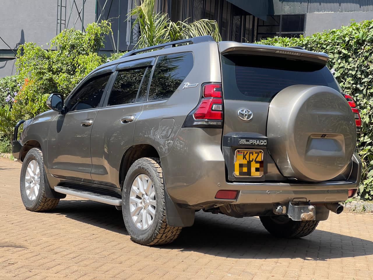 🔥 Toyota Land Cruiser Prado VXL – 2013 | 3000cc Diesel | Full Spec | KES 4.9M 🔥