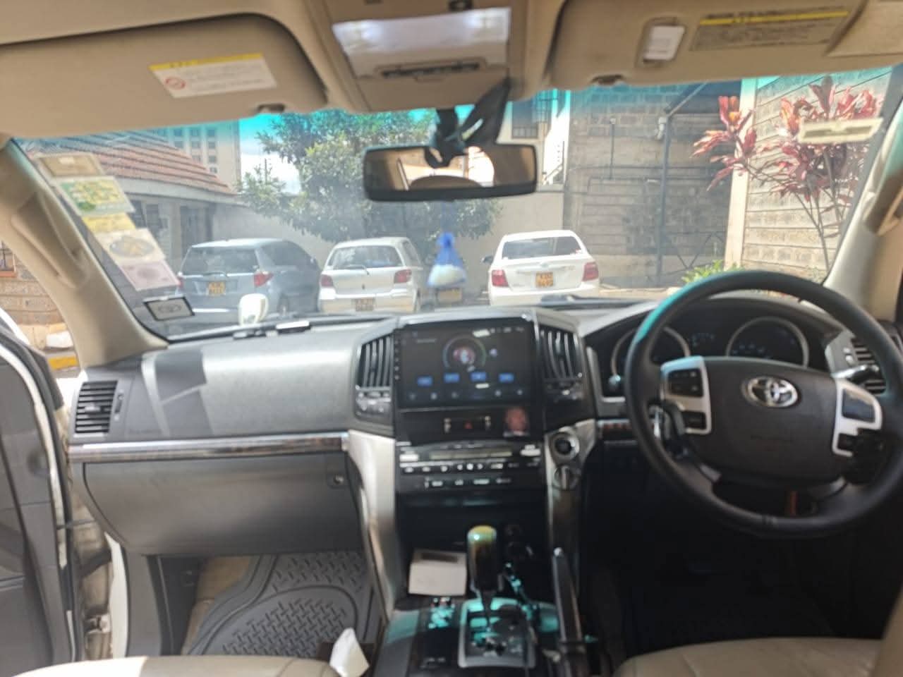 Toyota Land Cruiser V8 – 2008 | 4650cc Petrol | Fully Loaded | KES 3.2M (Negotiable)