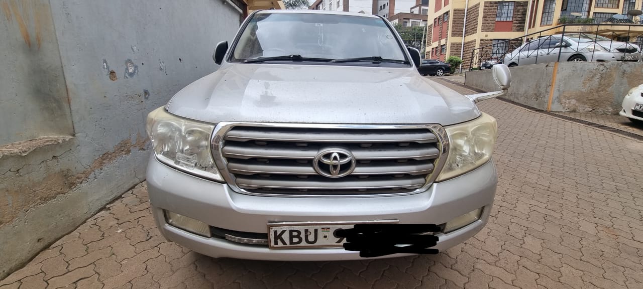 Toyota Land Cruiser V8 – 2008 | 4650cc Petrol | Fully Loaded | KES 3.55M (Negotiable)