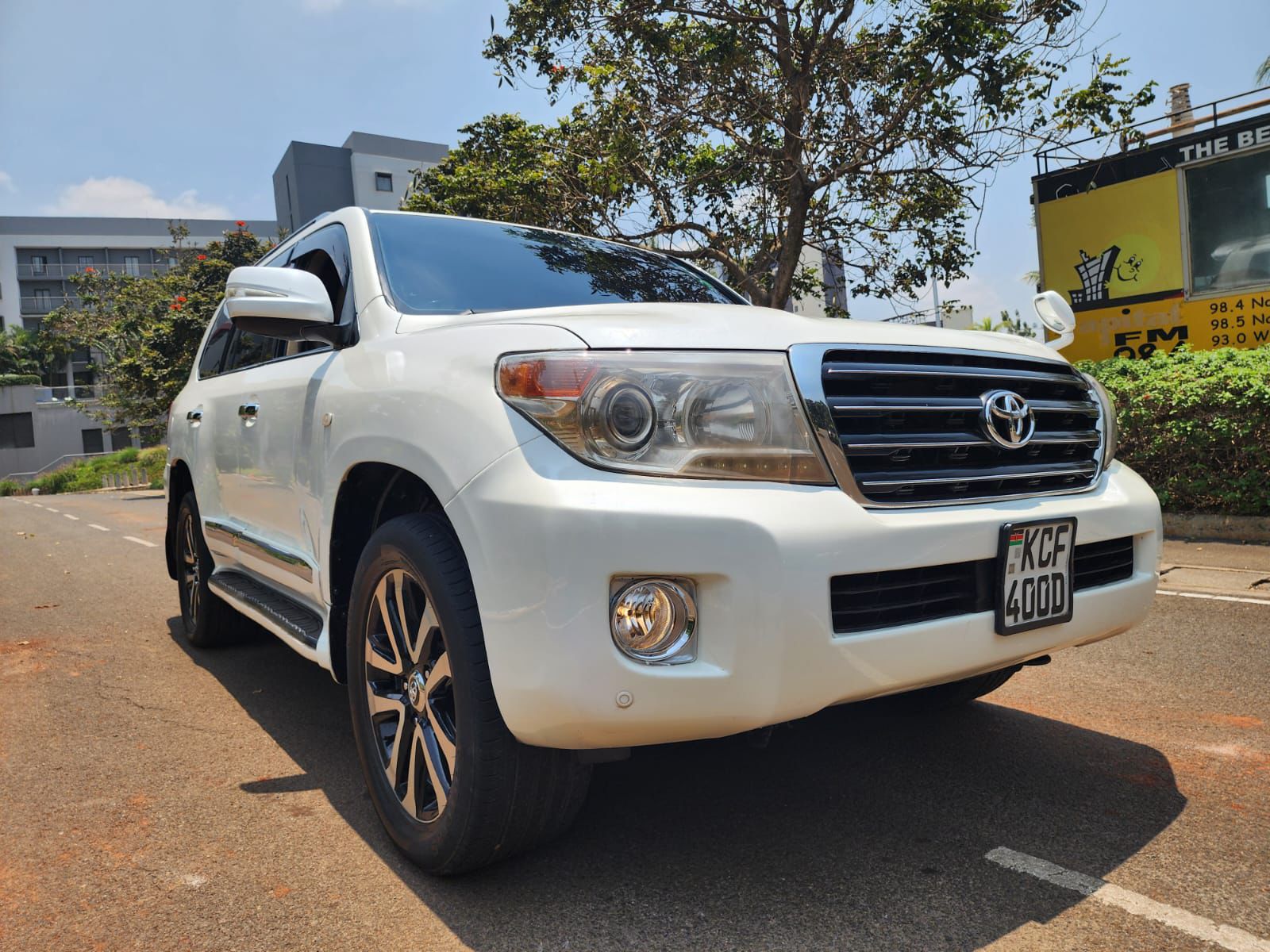 Toyota Land Cruiser V8 – 2011 | 4600cc Petrol | Full Spec | KES 4.35M (Negotiable)