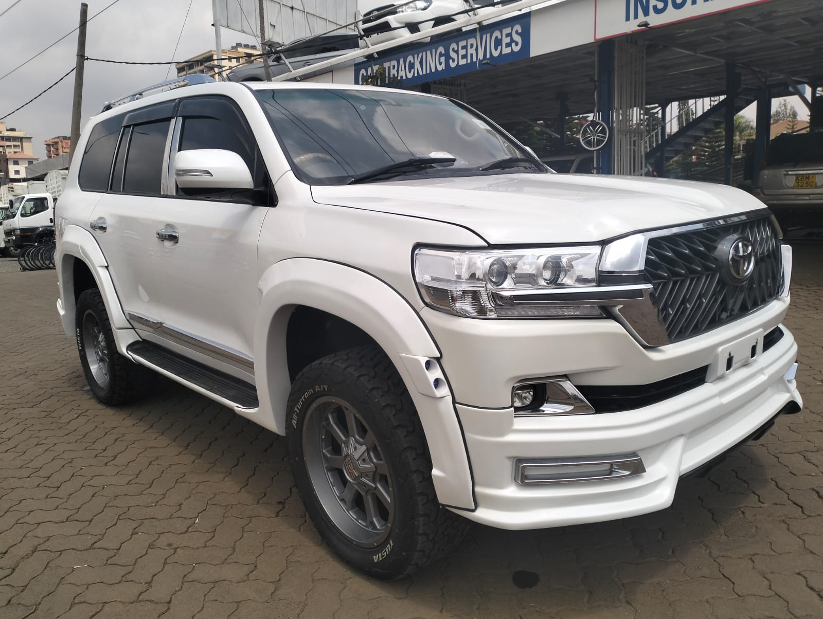 Toyota Land Cruiser V8 – 2008 | 4600cc Petrol | Sunroof | KES 3.95M