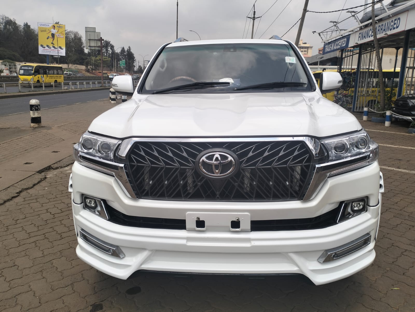 Toyota Land Cruiser V8 – 2008 | 4600cc Petrol | Sunroof | KES 3.95M