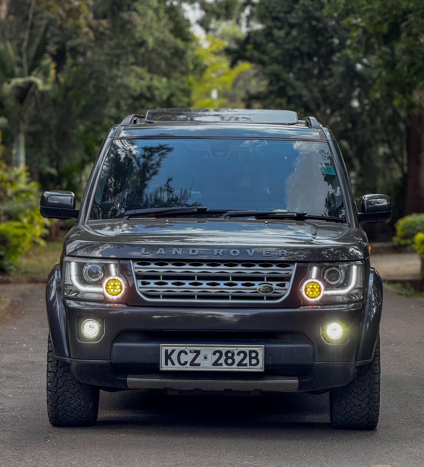 Land Rover Discovery – 2013 | SDV6 | 3000cc Diesel | 7-Seater | KES 3.3M