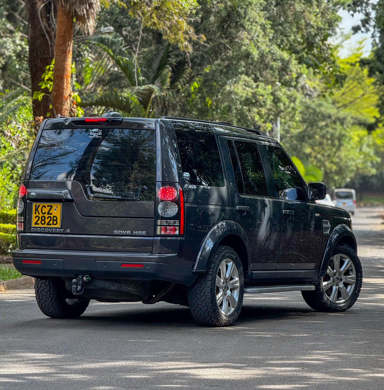 Land Rover Discovery – 2013 | SDV6 | 3000cc Diesel | 7-Seater | KES 3.3M