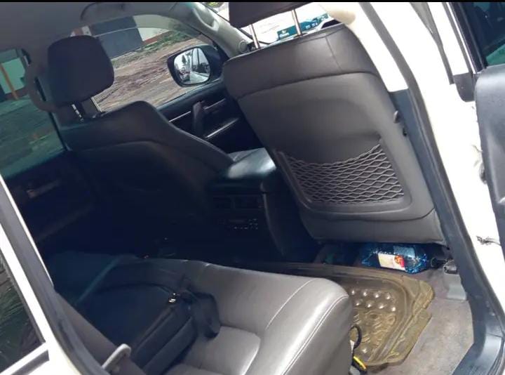 Toyota Land Cruiser V8 – 2009 | 200 Series | Petrol | KES 2.85M (Negotiable)