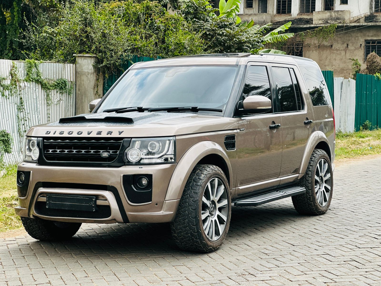 🔥 2015 Land Rover Discovery 4 HSE – 3000cc Diesel | Beige Leather | Full Spec | KES 5.2M 🔥