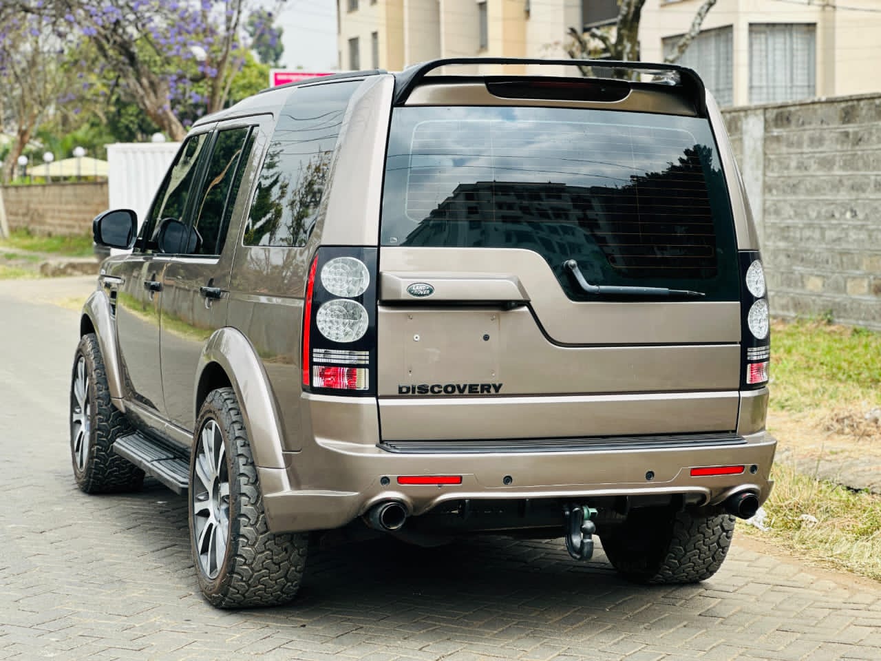 🔥 2015 Land Rover Discovery 4 HSE – 3000cc Diesel | Beige Leather | Full Spec | KES 5.2M 🔥