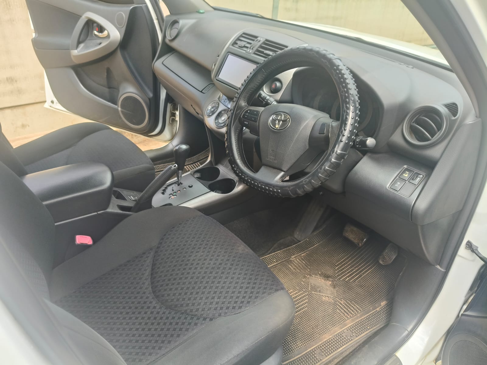Toyota Vanguard 2013