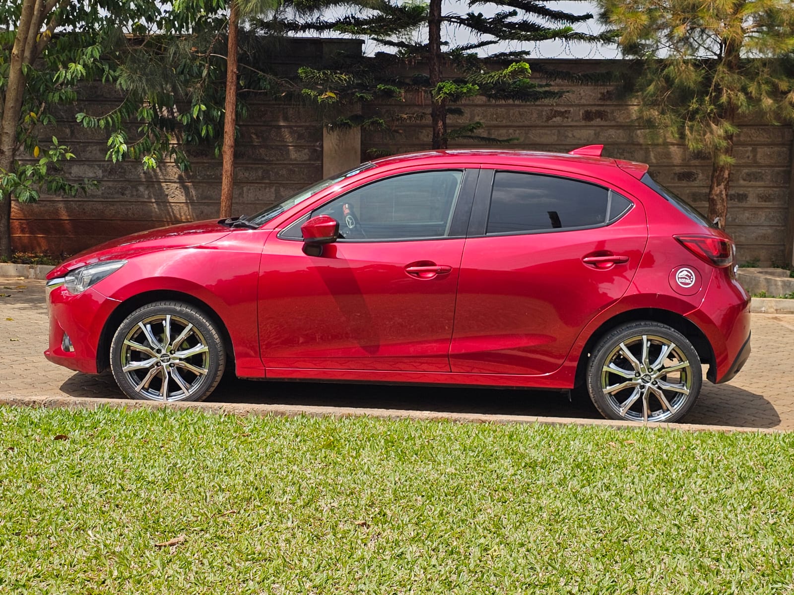 MAZDA DEMIO – Ksh 1,230,000 🔥🔥