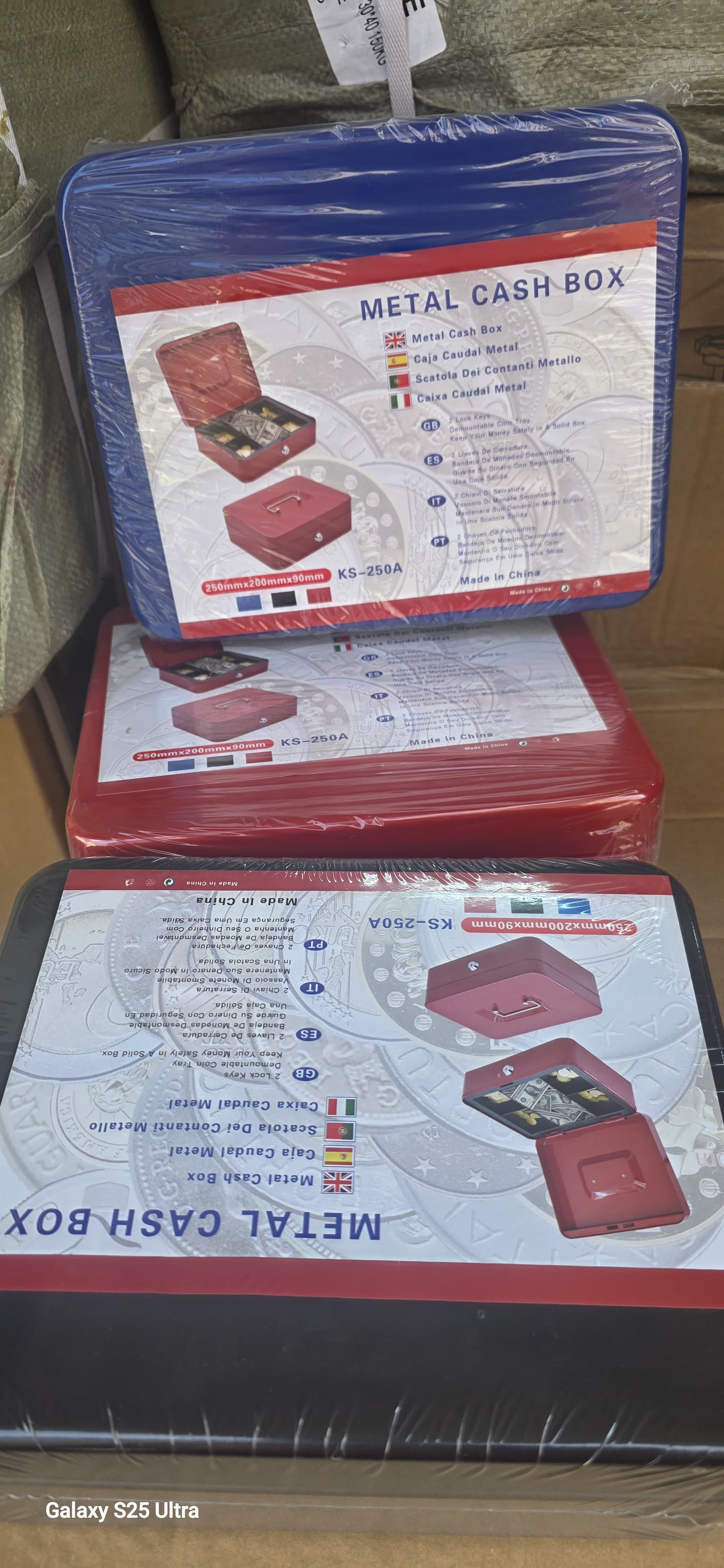 Metalic cash box  300A