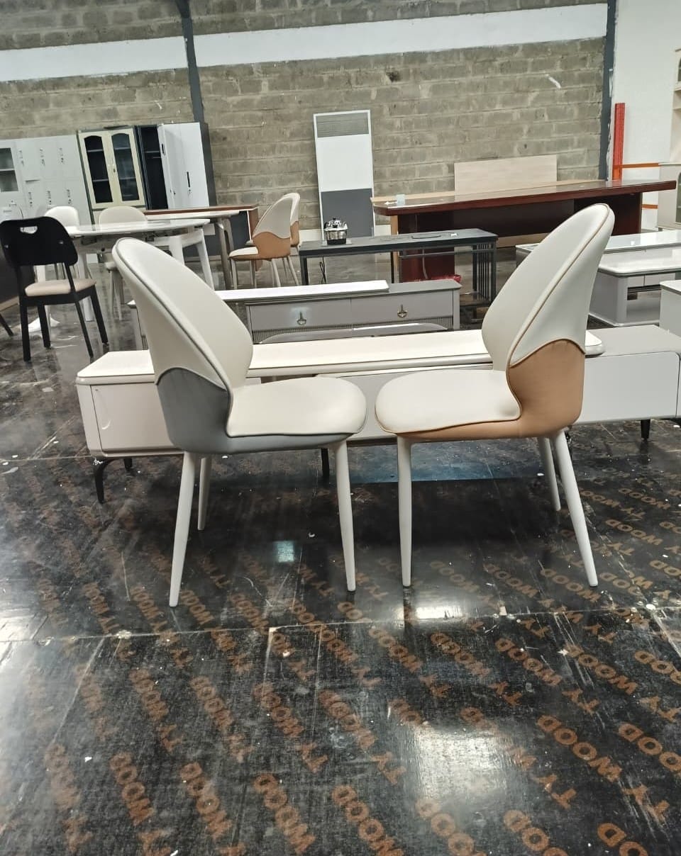 🍽️ Elegant Dining Seats – Ksh 15,000 | Free Delivery in Nairobi!