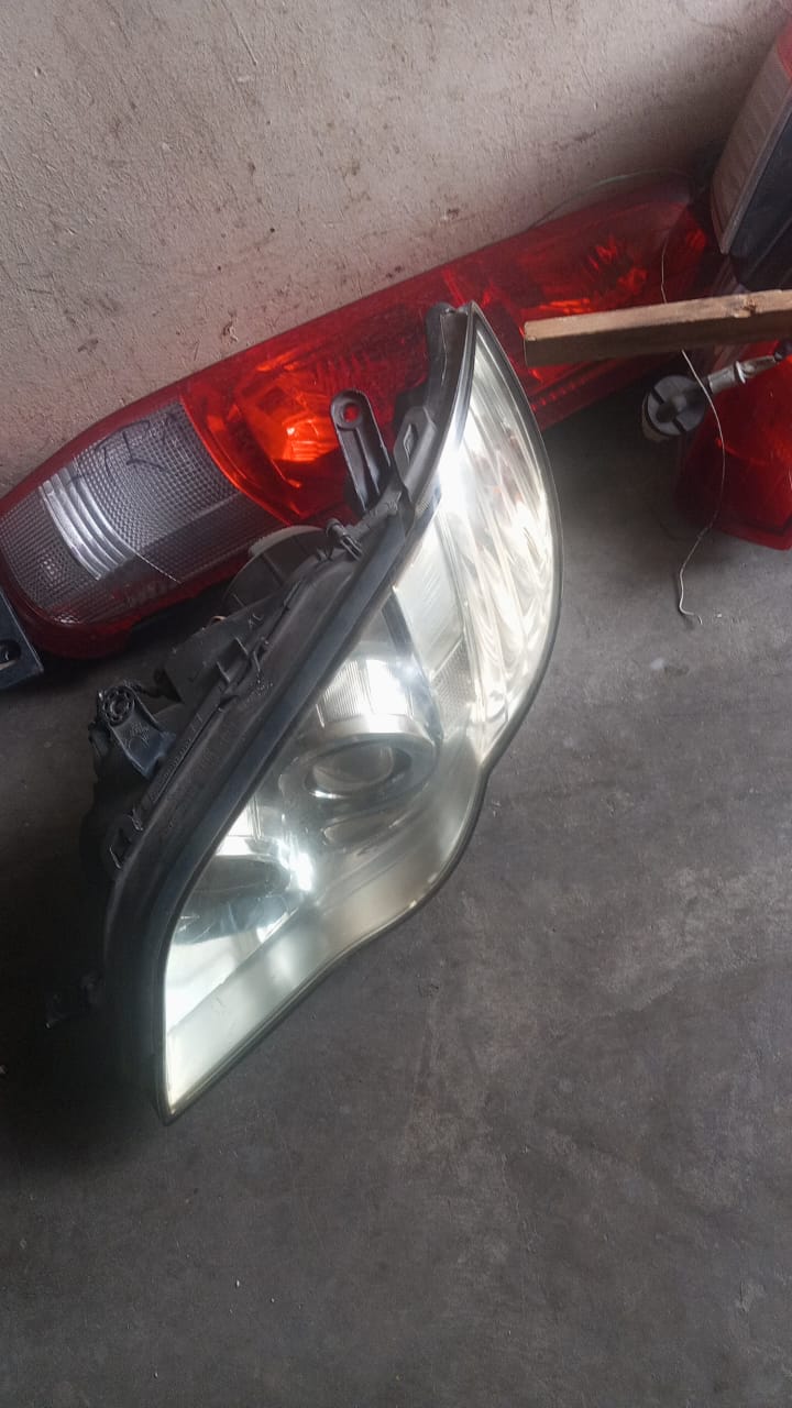 Subaru legacy bp5 headlights