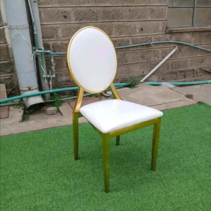 Elegant Dining Seats – Only Ksh 10,000!