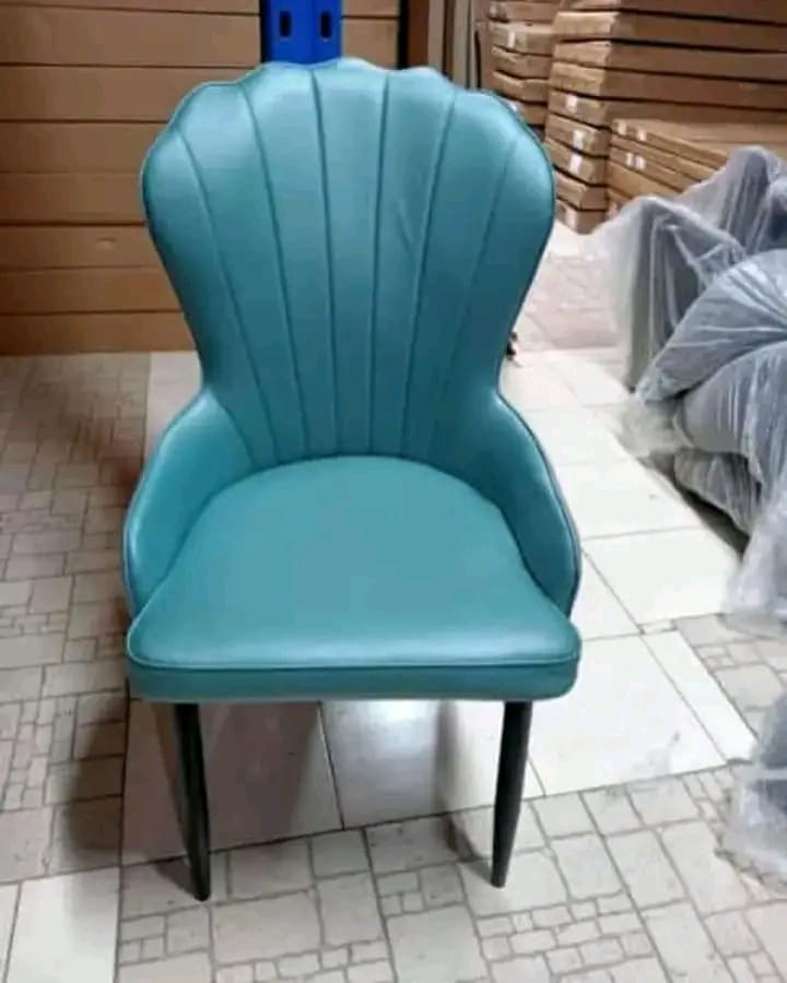 Elegant Dining Seats – Only Ksh 10,000!