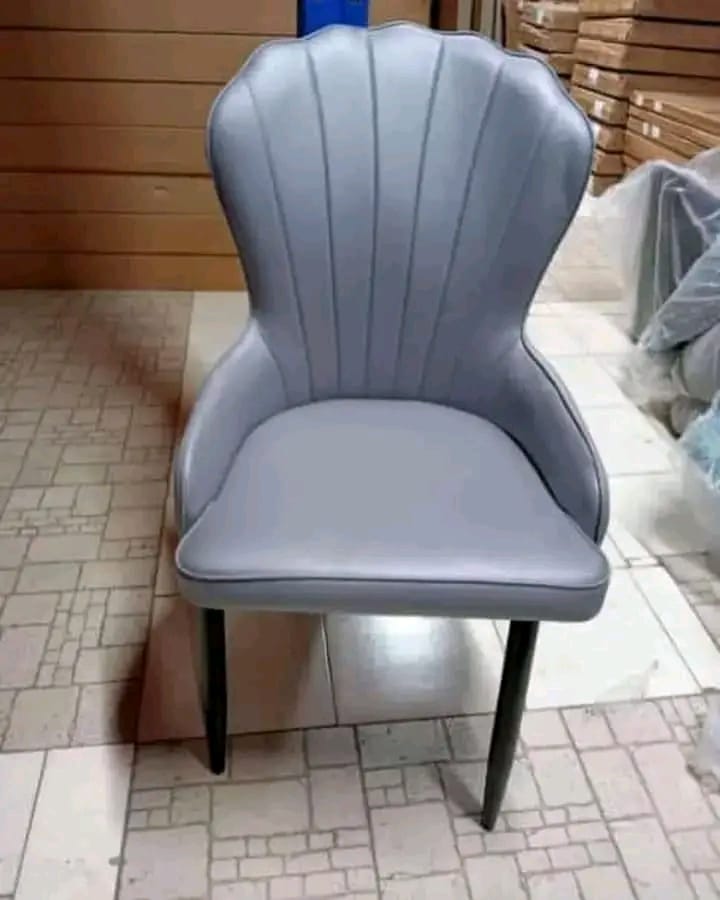 Elegant Dining Seats – Only Ksh 10,000!