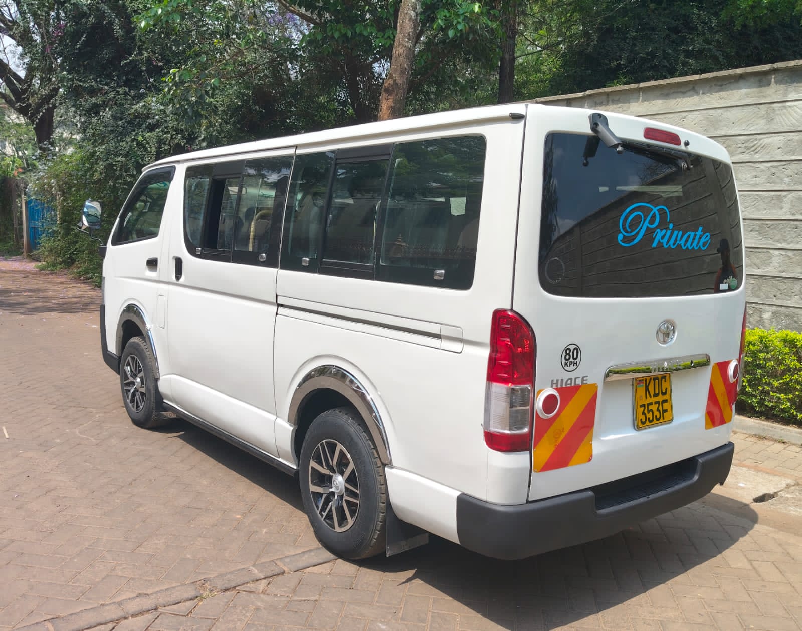 TOYOTA HIACE 7L
