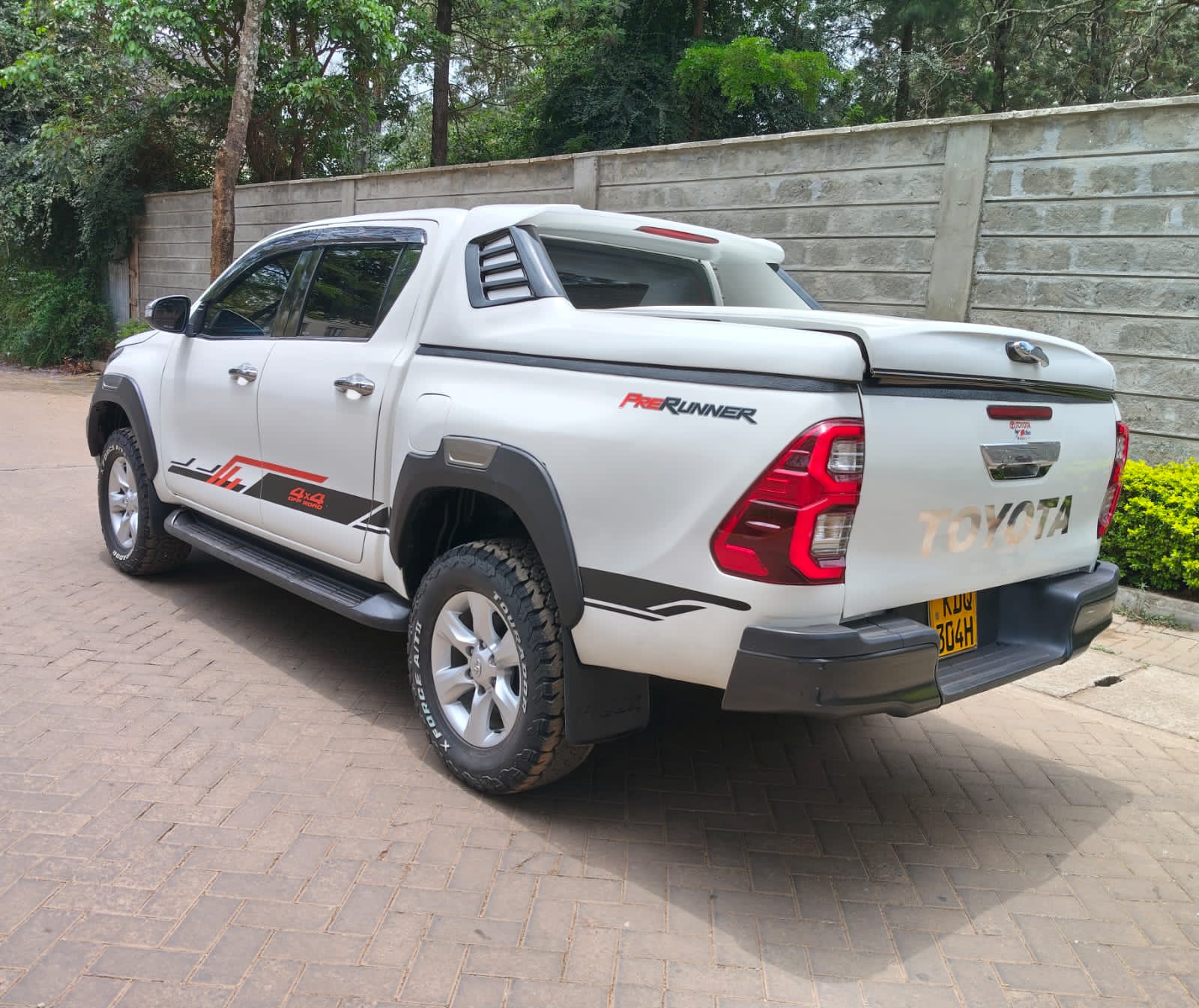 TOYOTA HILUX REVO DOUBLE CAB