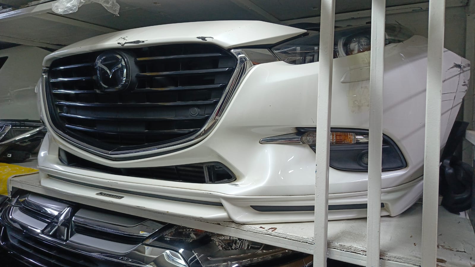 Axela nosecut 2018/2018