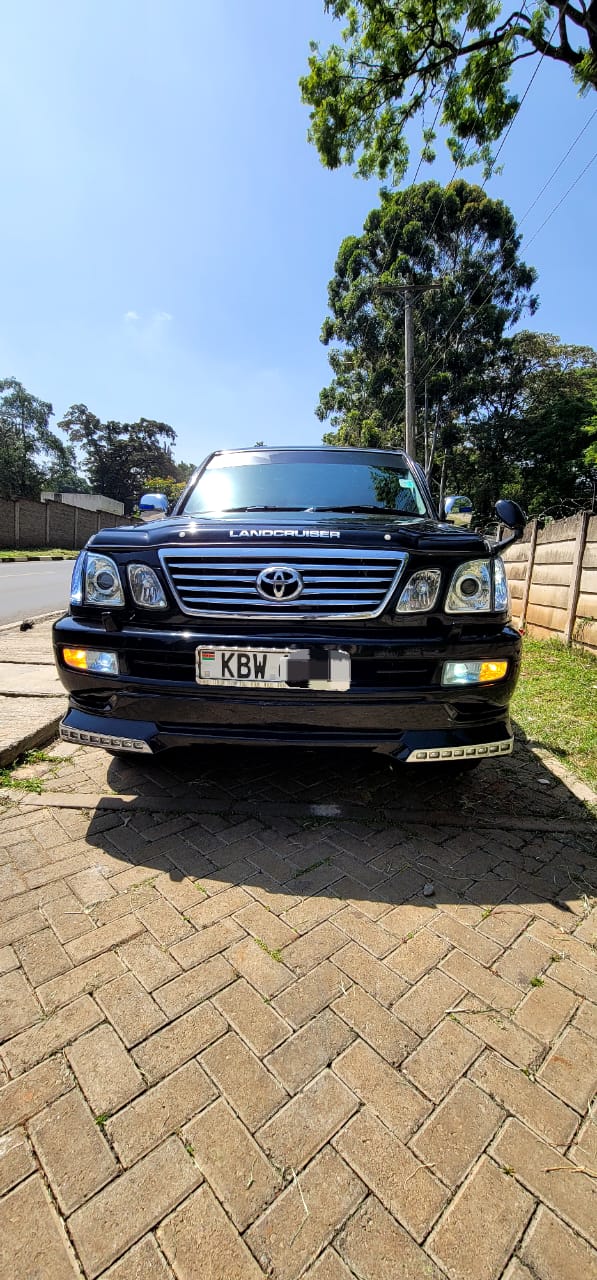 TOYOTA LANDCRUISER CYGNUS PETROL 2007 MODEL