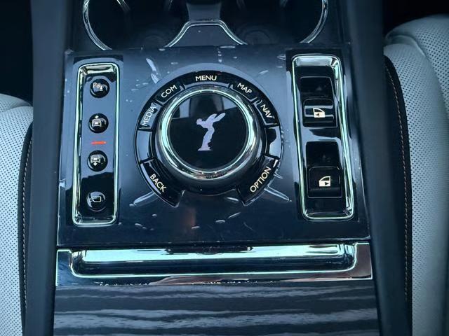 Rolls Royce Ghost 2021