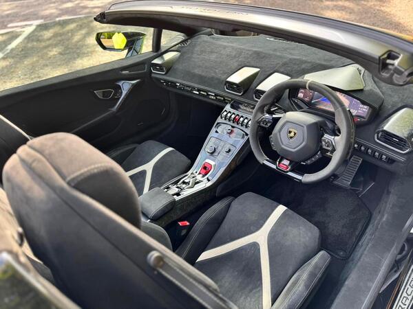 Lamborghini Huracan 2019