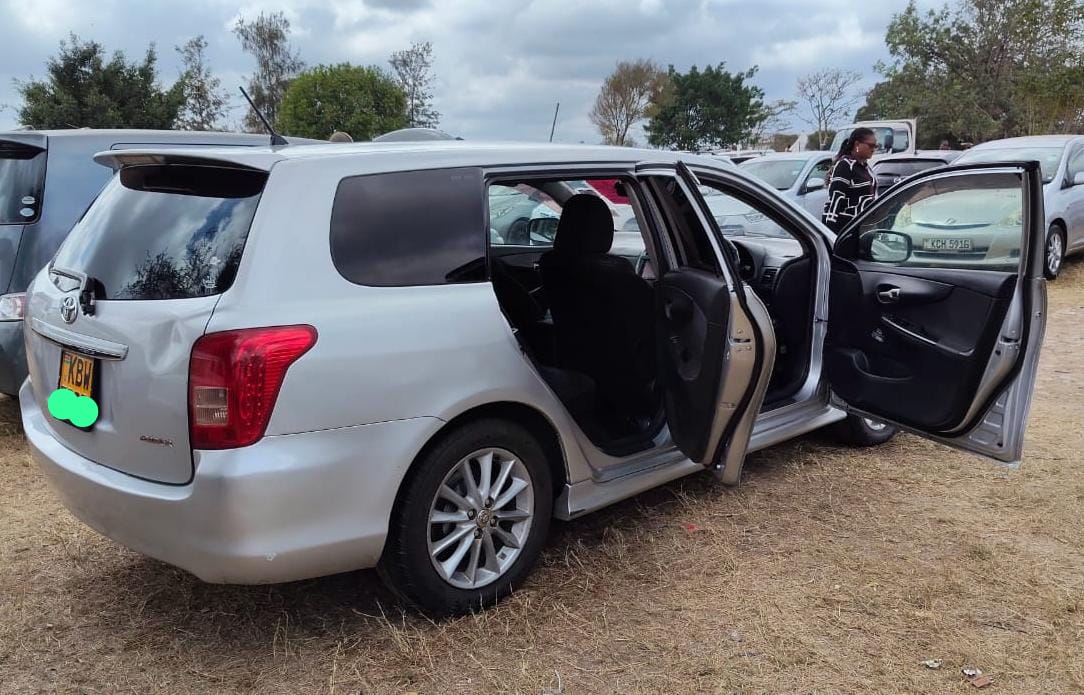 Toyota fielder