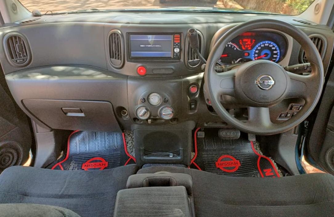 Nissan cube