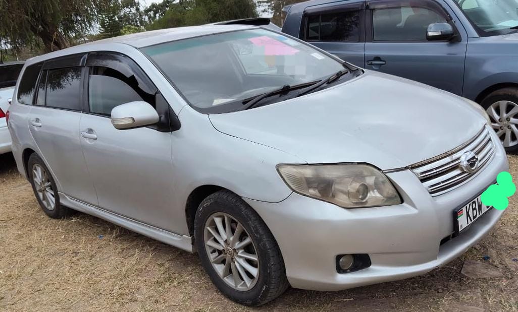 Toyota fielder