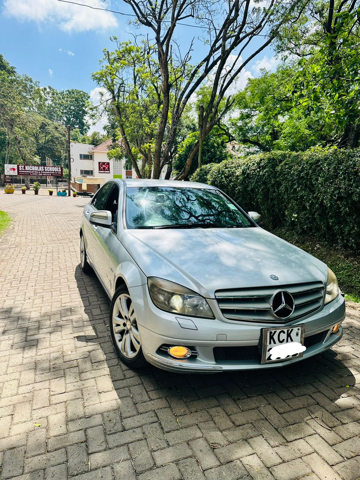 Mercedes Benz C200