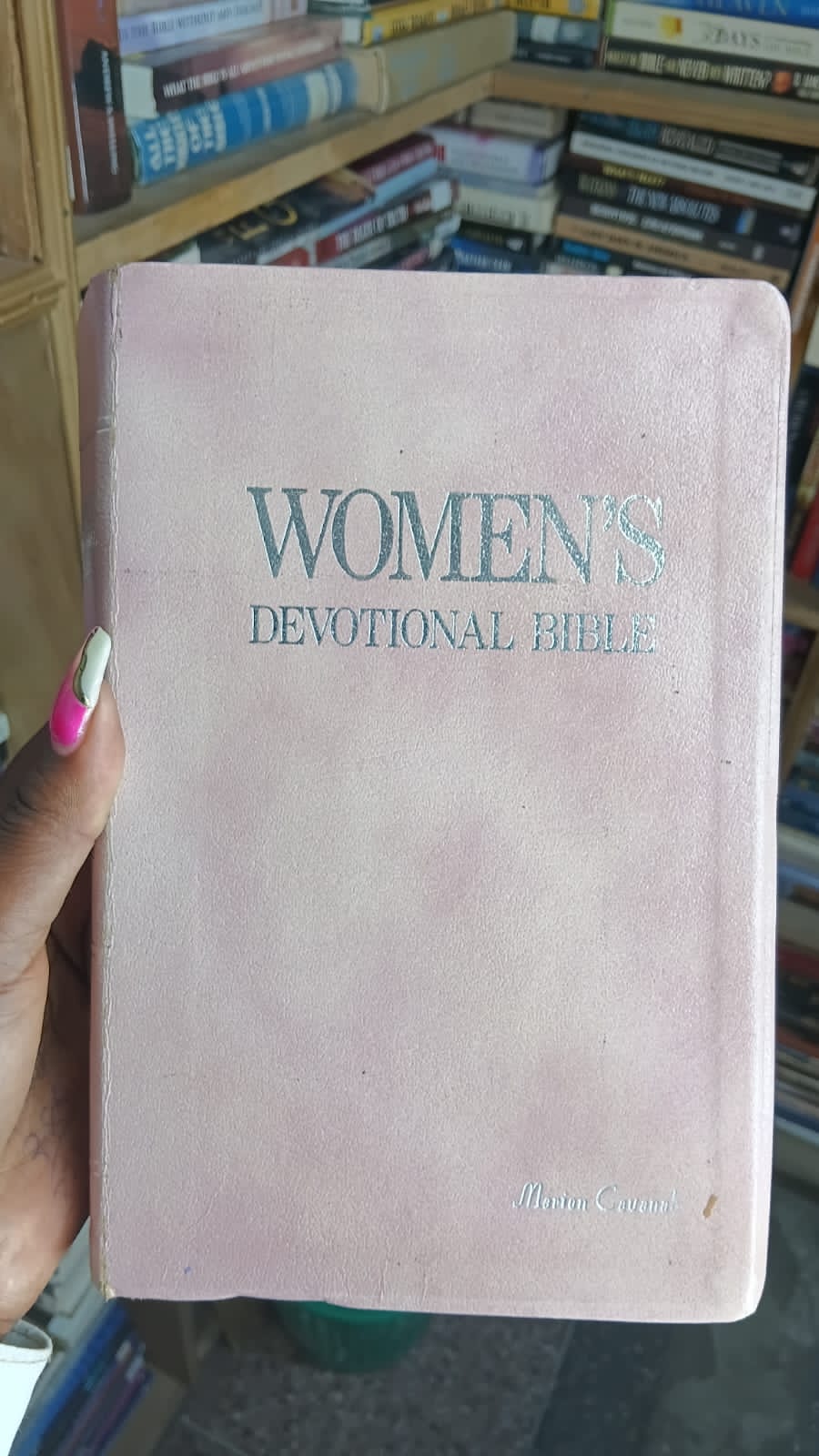 Women's Devotional BIble