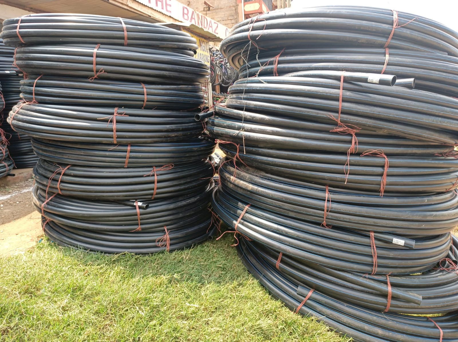 Hdpe pipes 1.5 100mtrs