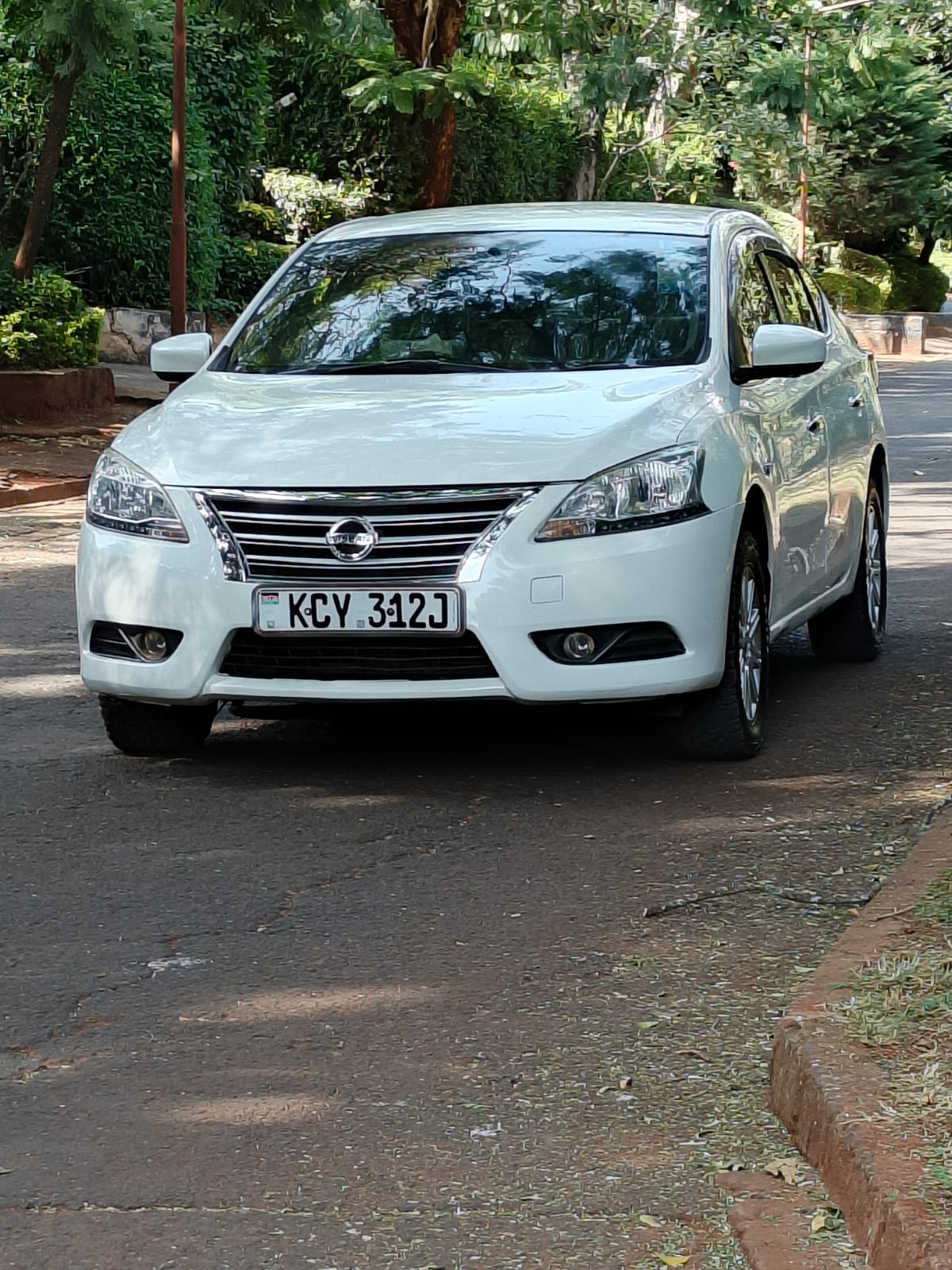 Nissan sylphy 2013 model