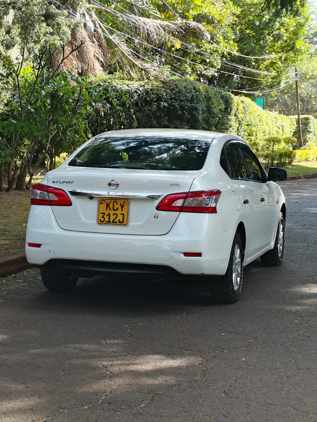 Nissan sylphy 2013 model