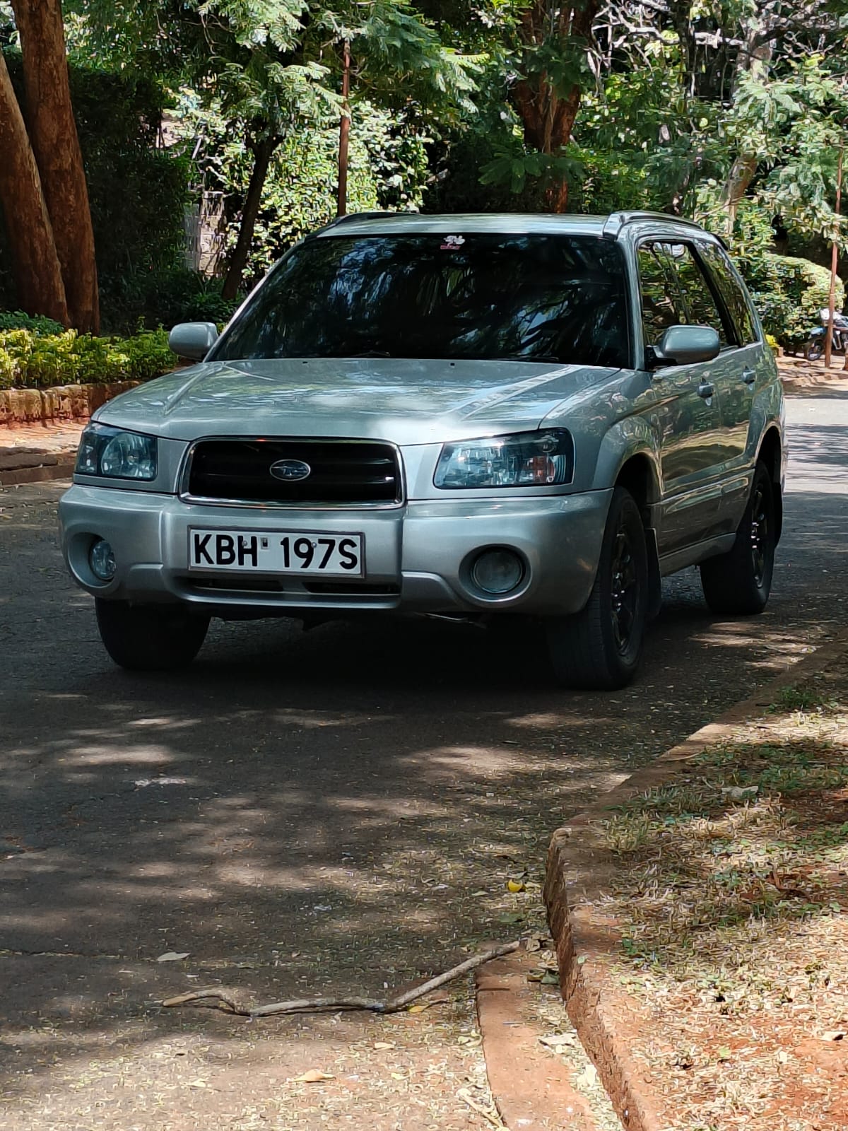 Subaru Forester SG5