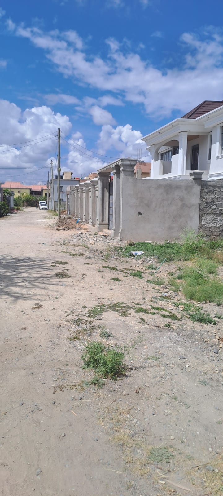 40*60 residential plot on sale at utawala